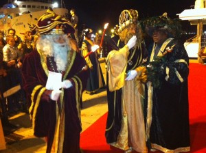 Los tres Reyes Magos, en el Puerto de Vila