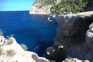 La costa dels Amunts, un dels principals atractius del senderisme a Sant Antoni