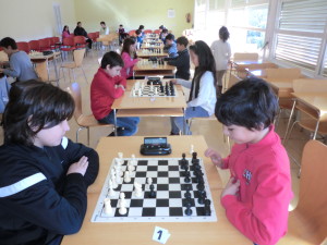 Los jugadores benjamines e iniciación, en un momento de la competición.