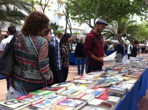 Bon ambient a les parades del passeig de s'Alamera. Foto: D.V.