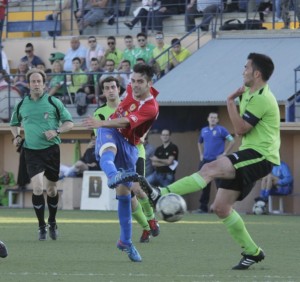 Imagen del encuentro entre el Portmany y el Puig d'en Valls de la Liga Regional Preferente pitiusa. Foto: Fútbol Pitiuso