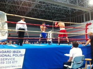 Uno de los combates de la velada organizada este sábado por el Ibiza Boxing Club.