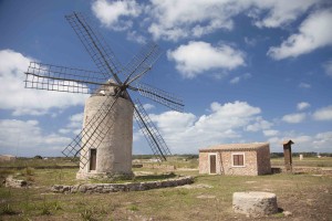 Gràcies a l'artesanal reconstrucció de tots els seus elements, el molí vell de La Mola resta en perfecte estat. 