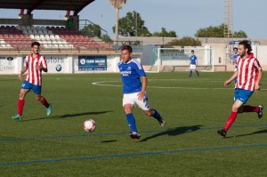 Partido del San Rafael en el terreno de juego del Santanyí. Foto: Fútbol Balear