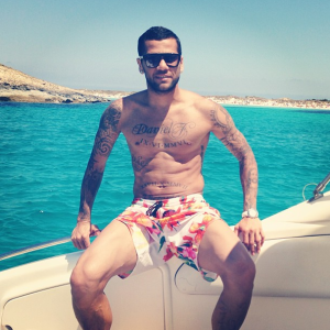 Dani Alves ha compartido con sus seguidores esta fotografía tomada frente a las costas de Formentera. Foto: Instagram