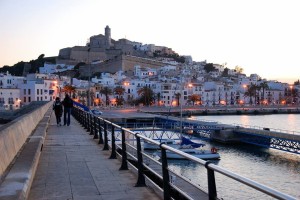 La APB ha explicado que realizar un aparcamiento por debajo del nivel freático en el Muelle Interior del puerto de Eivissa podría afectar a las construcciones de la zona. 