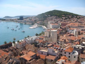 Vista de la ciudad antigua y el puerto de Split. Foto: D.V.