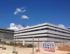 El Movimiento para la Radioterapia denuncia que el nuevo hospital de Can Misses estará desfasado en el mismo momento de su inauguración. Foto: R. Beltrán