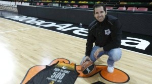 Paco Vázquez superó la barrera de los 500 partidos en ACB con el Iurbentia Bilabo Basket.