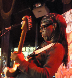 El legendario Nile Rodgers. Foto: Wikipedia.