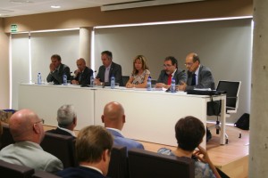 Vicent Serra, Pilar Marí, Juan Carlos Torres, Frederic Ruiz y Martín Aleñar, durante el acto inaugural.