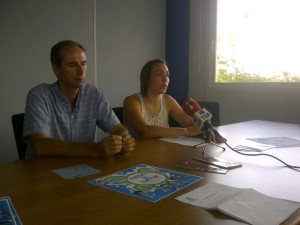 Lluís Lliteras, técnico municipal, y Már Sánchez, concejala de deportes de Vila, en un momento de la presentación