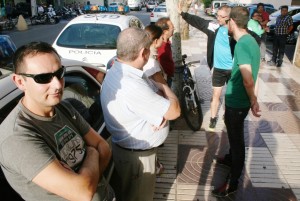 Varios compañeros del taxista implicado en la pelea el pasado viernes por la madrugada en Sant Antoni.