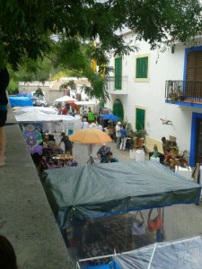 Imatge d'un mercadet instal·lat el passat cap de setmana a Sant Joan de Labritja.