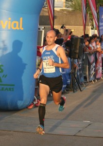 Samuel Urbano, durante la reciente Milla Urbana, se proclamó campeón de la Pujada a La Mola.