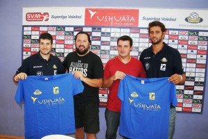 Xavier Folguera, Javier Escandell, Juanan Ripoll y Nicolás Ronchi, durante la presentación de los jugadores.