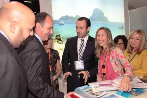 José Ramón Bauzá va visitar aquest matí l'estand d'Eivissa i Formentera en el World Trade Market.