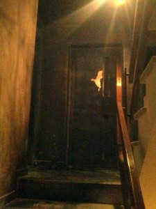 La puerta del ascensor también se ha quemado y el elevador ha quedado inutilizado