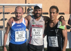 Samuel Urbano, José Antonio Planells y Daniel González, el podio absoluto masculino.