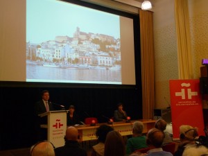 Una imagen de la presentación de la oferta turística de Eivissa en el Instituto Cervantes de Utrech. 