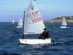 Matías Rodrigo (CN Ibiza) ocupa el tercer puesto en la clase Optimist. Foto: Es Nàutic