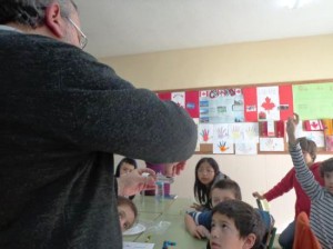 Pedro Serena imparte charlas sobre nanotecnología en diversos centros educativos.