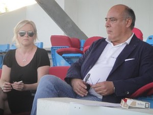 El expresidente del Ibiza, Antonio Stinà, en el palco de Can Misses. Foto: Fútbol Pitiuso