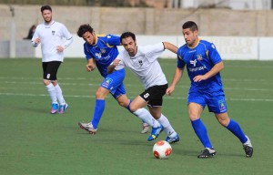 Una acción ofensiva del Formentera, que marcó por mediación de Trujillo, Argilaga y Pepe Bernal.