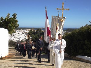 Un momento de la procesión en el Puig de Missa. Foto: C. Vidal