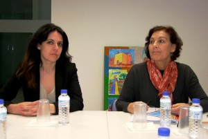 Sandra Fernández, consellera de Serveis Socials del Govern balear, i Dolores Fernández, consellera de Benestar Social de Formentera. 