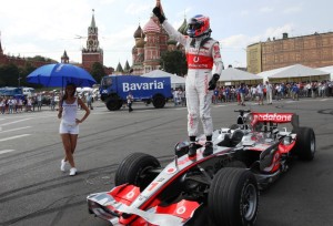 El piloto inglés Jenson Button (McLaren), durante la Bavaria City Racing de Moscú.