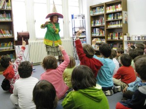 La Biblioteca Municipal de Santa Eulària acull aquest divendres a les 17.00 hores un Contacontes amb Mandarina.