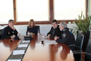 Pilar Marí, alcaldesa de Eivissa, durante la reunión de coordinación de la seguridad de Vila.