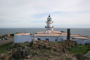 Imagen del faro del Cap de Creus, reconvertirdo en restaurante y apartahotel. Foto: Wikipedia.