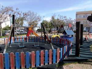 Les obres al parc infantil Illes Pitüses estan previstes que finalitzin el proper el 30 d'abril.