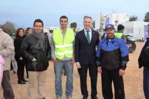 Rafa Triguero, Javier Palau, Vicent Serra y Agustín Ribas, durante la jornada de motociclismo. 