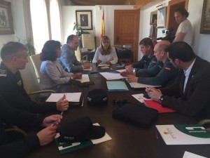 Un moment de la reunió a l'Ajuntament de Santa Eulària