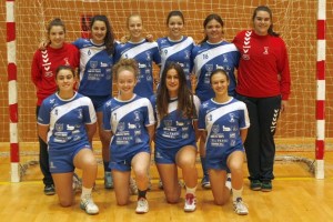 Formación del equipo juvenil femenino del HC Puig d'en Valls