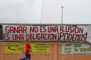 Una de las pancartas de ánimo que podían leerse en el Municipal de Sant Antoni.