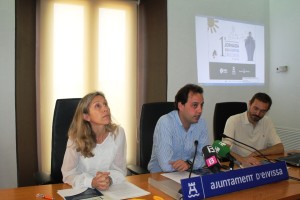 Carmen Ferrer, Raimundo Prats y Joaquín Jiménez, durante la rueda de prensa.