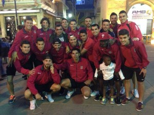 Los integrantes del Formentera, en Villarrobledo poco antes de cenar