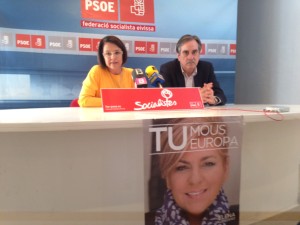 Rueda de prensa de Sofía Hernanz y Valeriano Gómez. Foto: PSIB-PSOE.