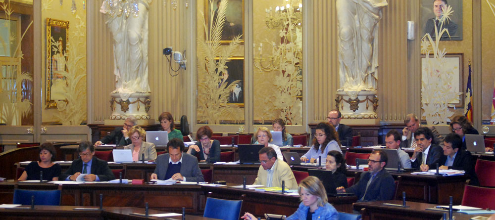 Imatge parcial del Parlament Balear durant el debat d'avui. Foto: Parlament IB.