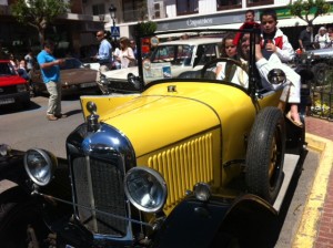 Un Citroen dels anys 20 exposat a la plaça del Canó. Foto: D.V.