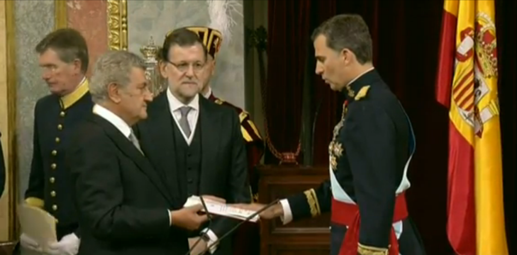 Momento de la jura de la Constitución por parte de Felipe VI.