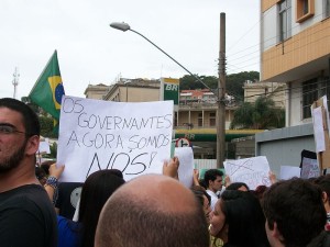 Protesta contra la corrupción del gobierno. Foto: Mister Sanderson. Wikipedia.