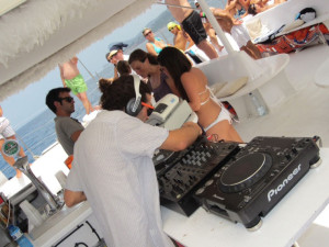 Imagen de una fiesta de Balearic Bliss. Foto: Essentialibiza.com.