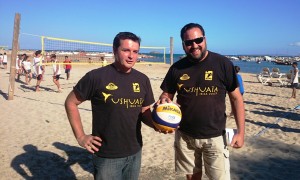 Juanan Ripoll y Javier Escandell explicaron en rueda de prensa los últimos movimientos del club. Foto: C. V.