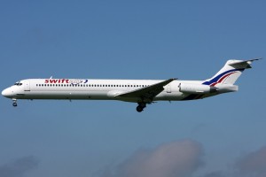 En la imagen, un MD83 de Swiftair idéntico al siniestrado.  Foto: Dura-Ace (Flickr)