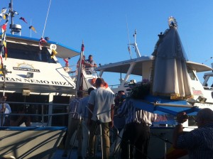 Los festejos de la Virgen del Carmen han comenzado con una misa solemne, seguida de una procesión marinera.  Foto: D. V. 